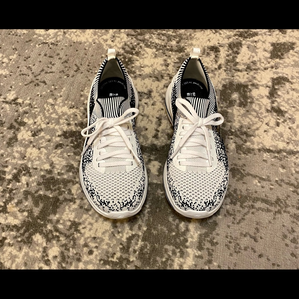 Skechers GoWalk Stretch Fit Sneakers